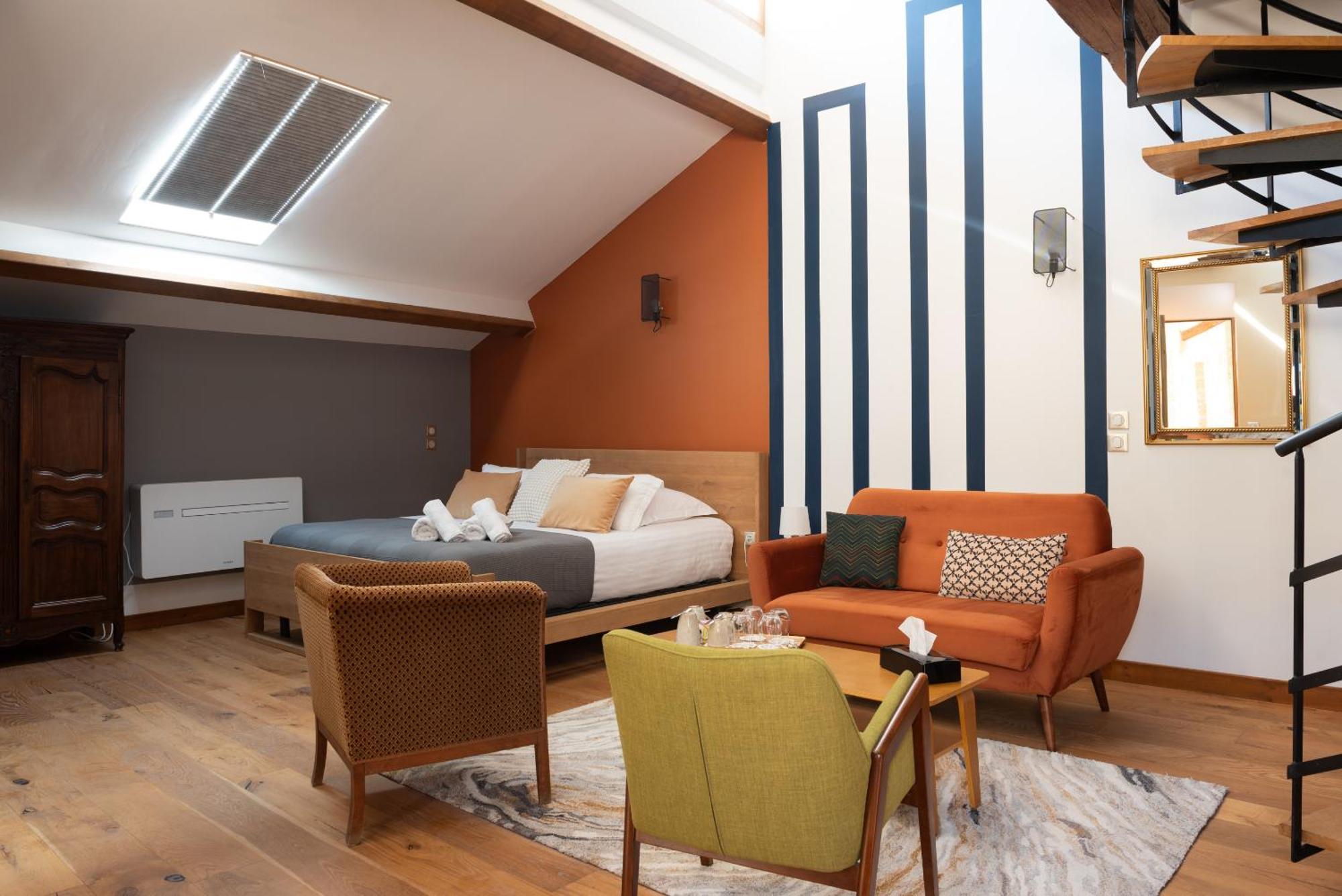 La Maison D'En Bas Des Seigneurs Cucuron Room photo